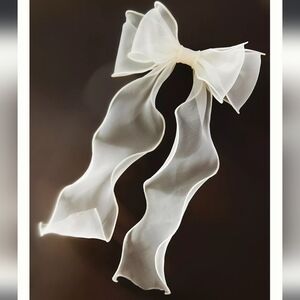 Anthropologie wavy chiffon hair bow